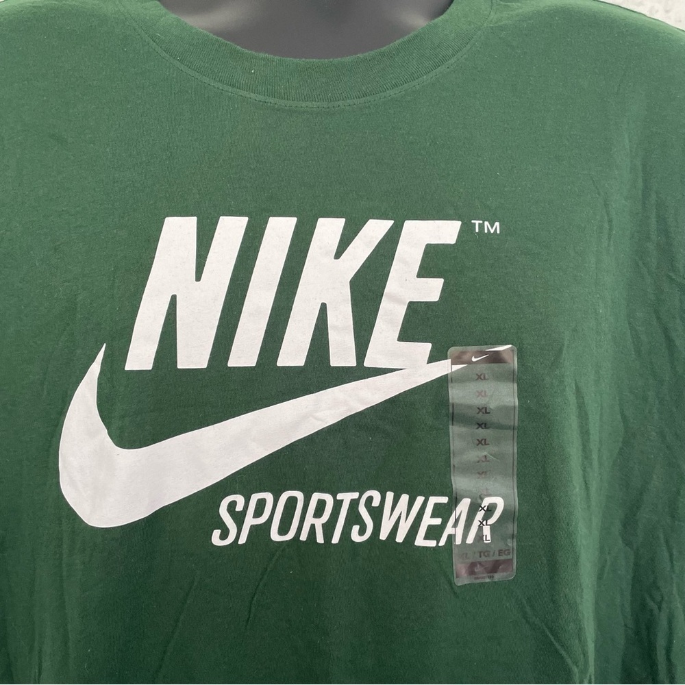 NWT Nike The Nike Teen Sportswear T-Shirt Size XL - Picture 3 of 6
